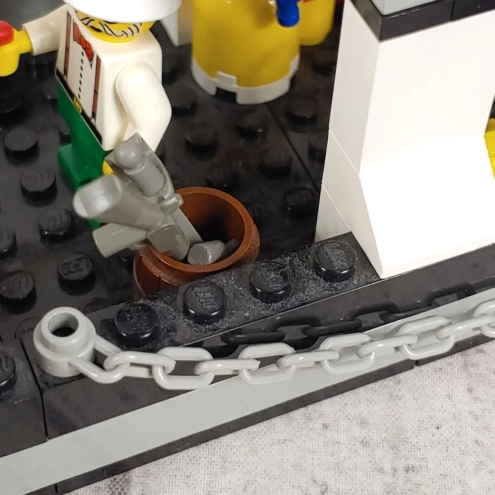 99% Complete - LEGO Adventurers: Jungle: River Expedition Set 5976 - FEW Missing